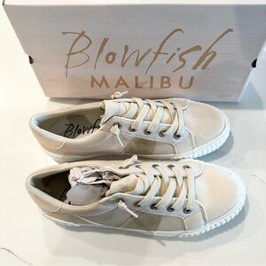 NEW Blowfish Malibu Wave Trendy Microsuede Sneakers Women’s Size 10